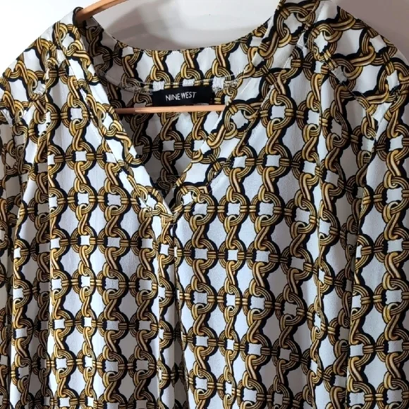 Nine West | White Gold Equestrian Chain Pattern V-Neck Long Sleeve Top Size S - Picture 1 of 10